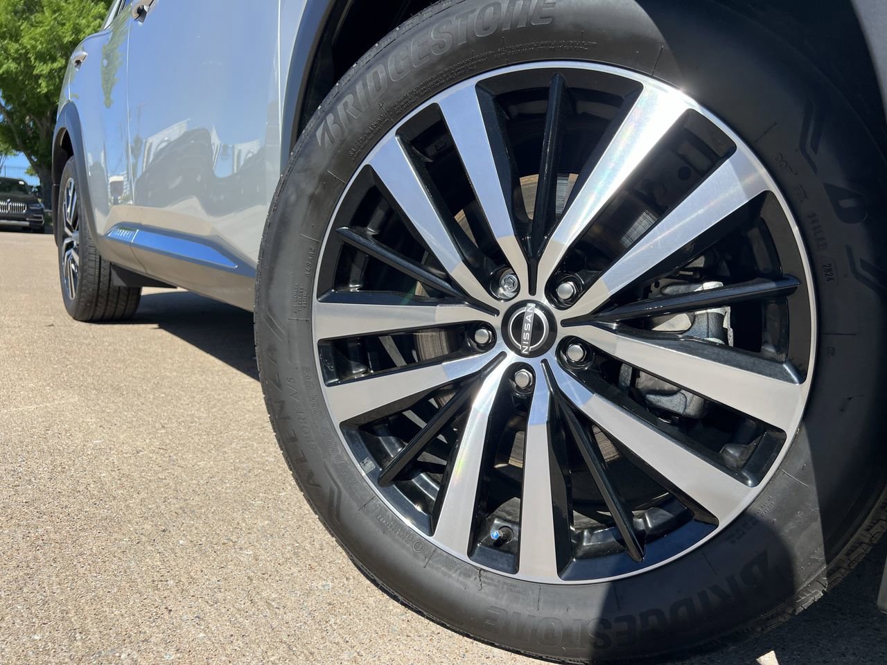 Certified 2025 Nissan Pathfinder Platinum w/ Cargo Package image 8