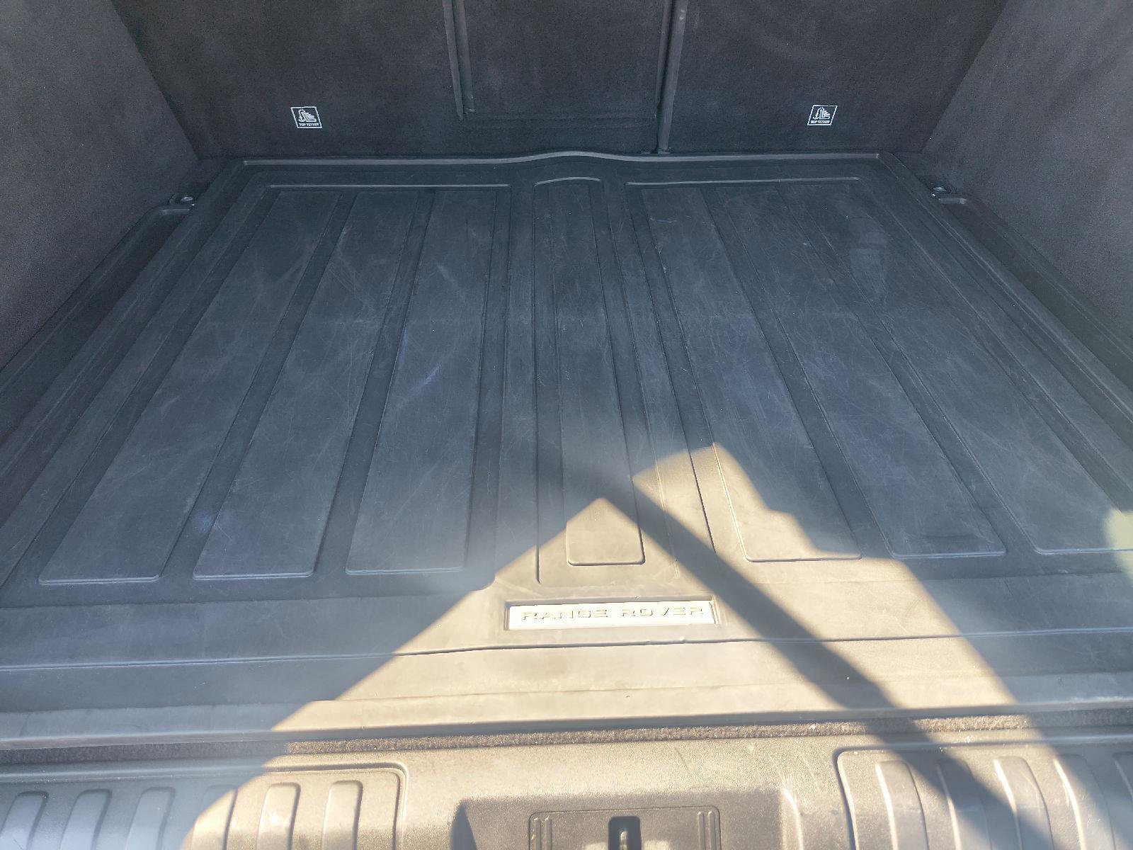 Used 2018 Land Rover Range Rover Sport Supercharged image 28