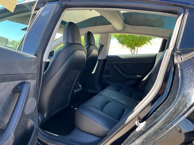Used 2023 Tesla Model 3 Standard Range image 19
