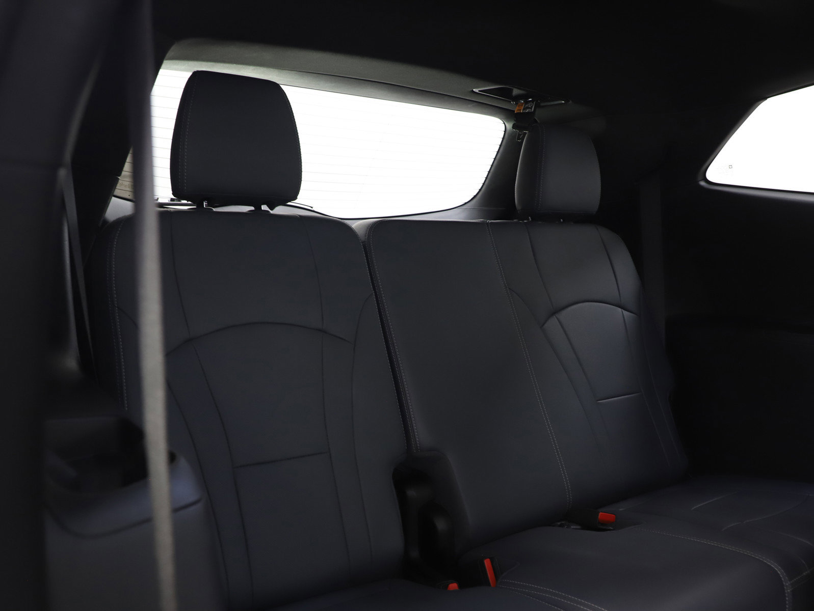 Used 2022 Buick Enclave Essence w/ Experience Buick Package image 13