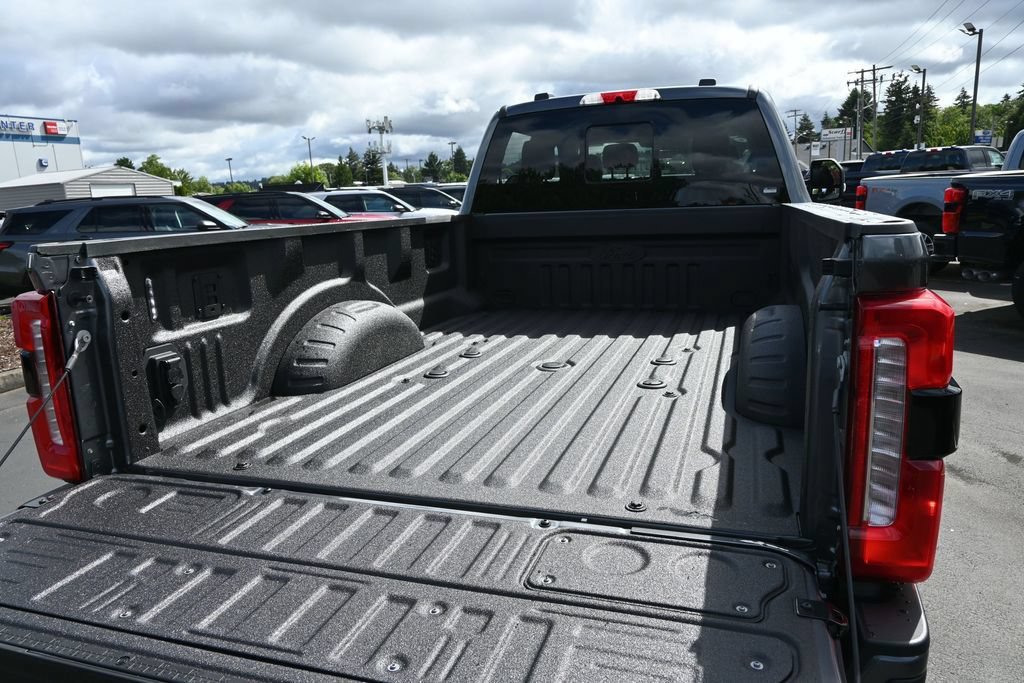 New 2026 Ford F350 Lariat w/ Black Appearance Package AWD/4WD image 21