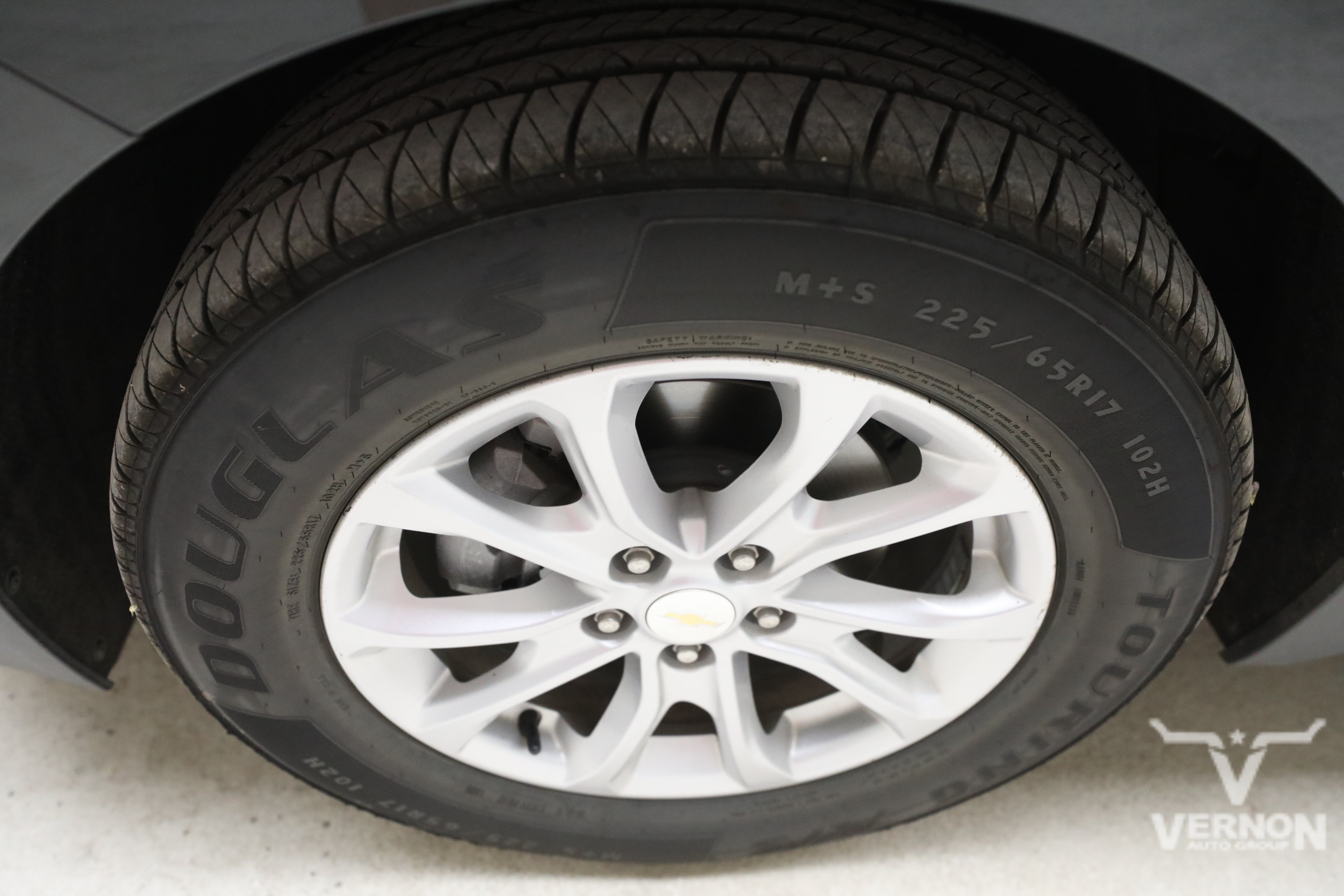 Used 2020 Chevrolet Equinox LT FWD image 9