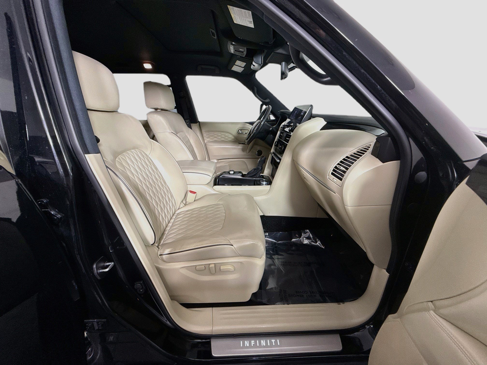Used 2023 INFINITI QX80 Sensory w/ Cargo Package AWD/4WD image 28