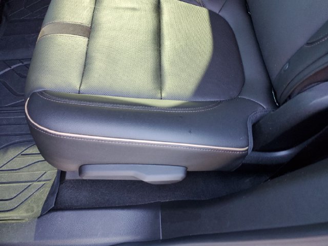 Used 2019 Chevrolet Blazer Premier w/ LPO, Floor Liner Package AWD/4WD image 15
