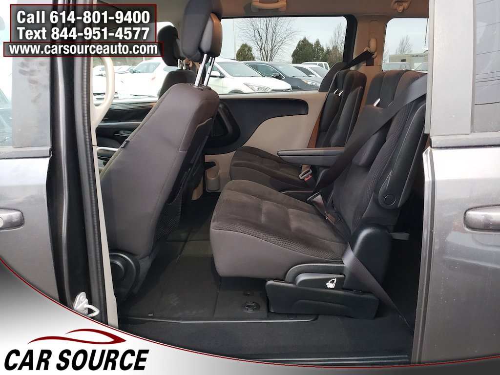 Used 2017 Dodge Grand Caravan SE w/ Power Window Group image 18