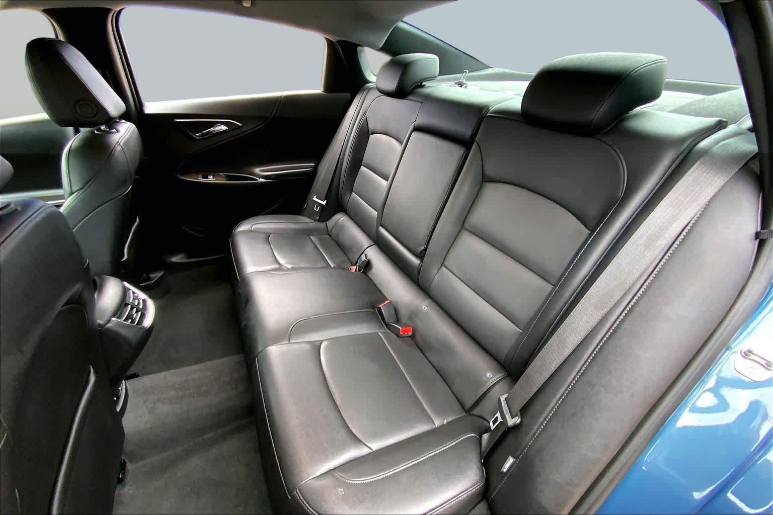 Used 2024 Chevrolet Malibu LT FWD image 21