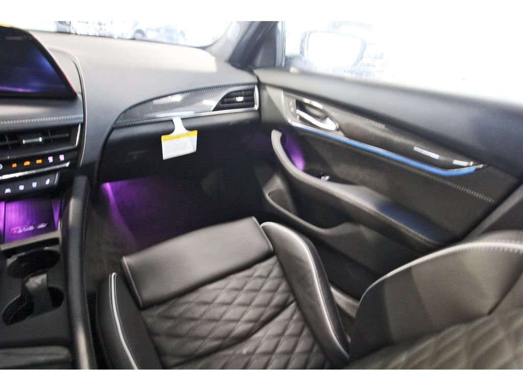 Used 2026 Cadillac CT5 V w/ Technology Package RWD image 10