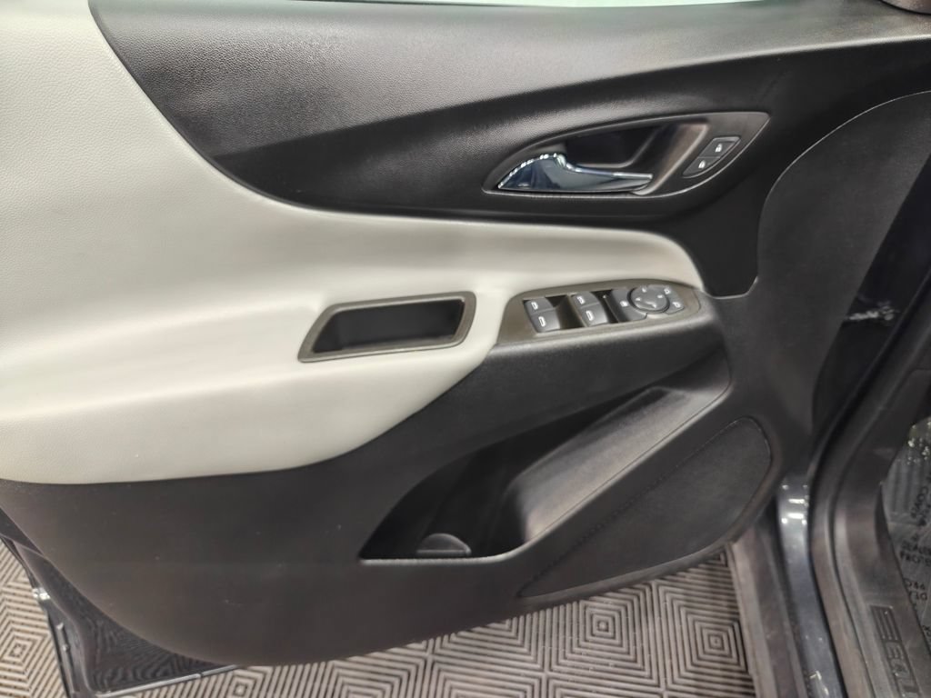 Used 2023 Chevrolet Equinox LT FWD image 41