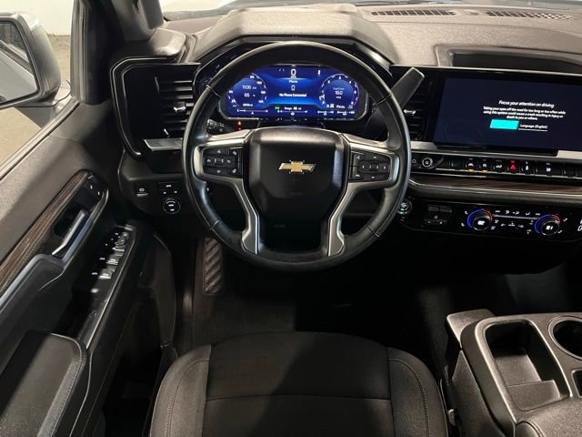 Used 2025 Chevrolet Silverado 1500 LT image 18