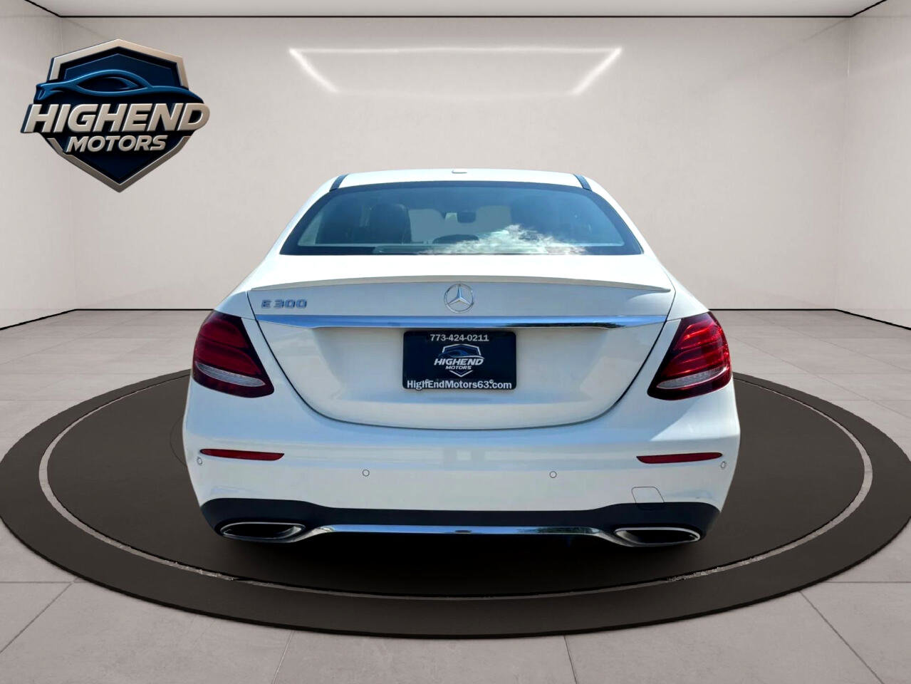 Used 2018 Mercedes-Benz E 300 w/ Premium 1 Package image 5