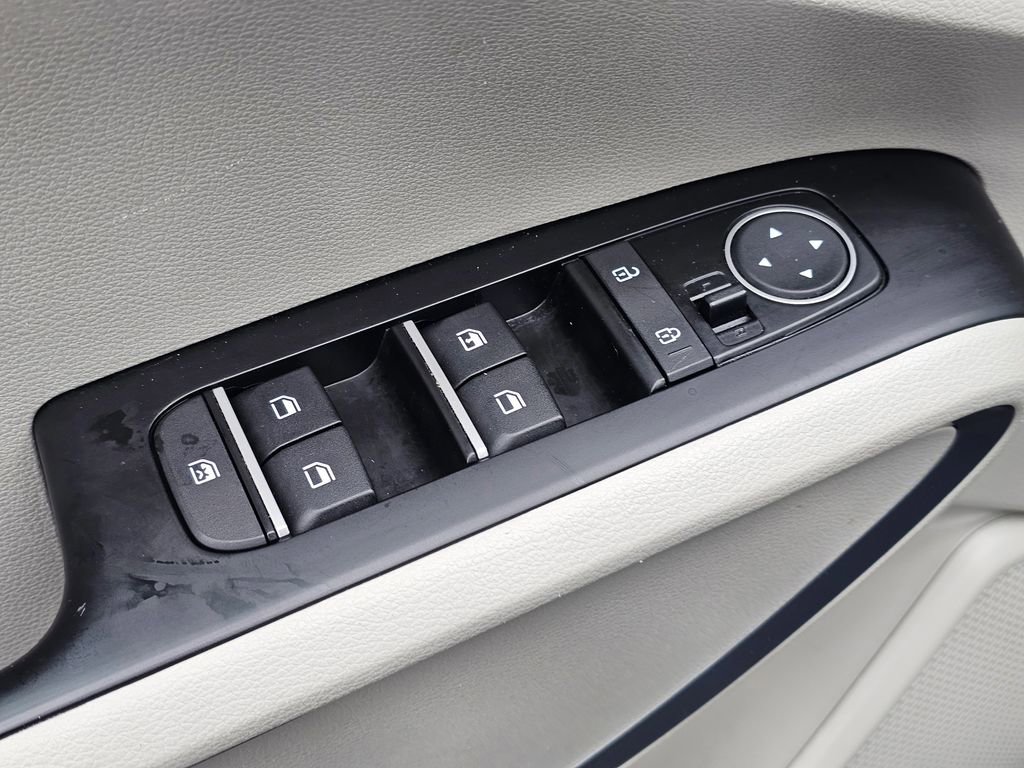 Certified 2023 Kia Soul EX image 16