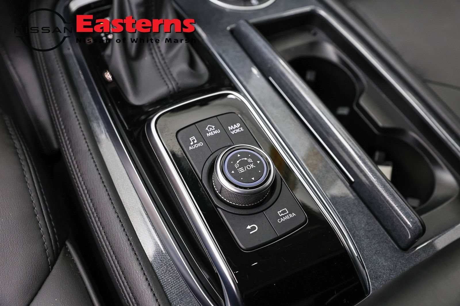 Used 2023 Nissan Armada SV AWD/4WD image 21