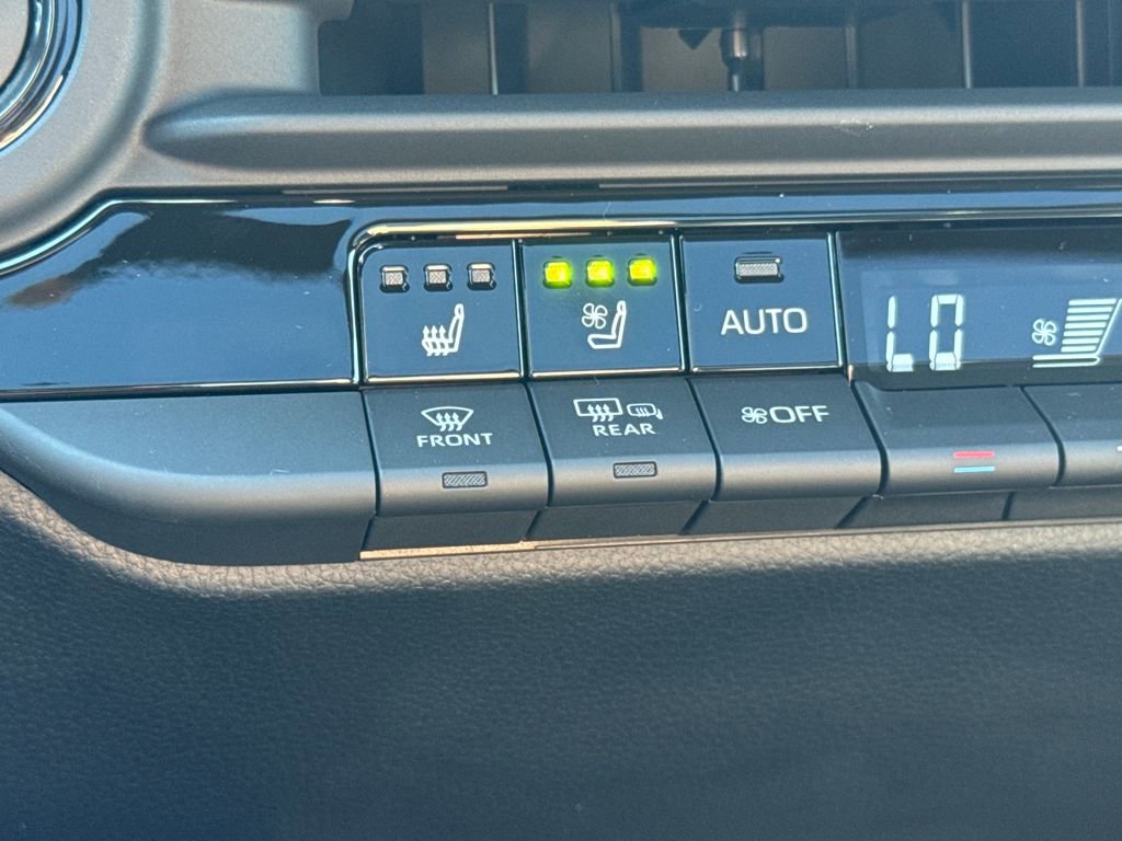 New 2026 Toyota Crown Platinum image 22