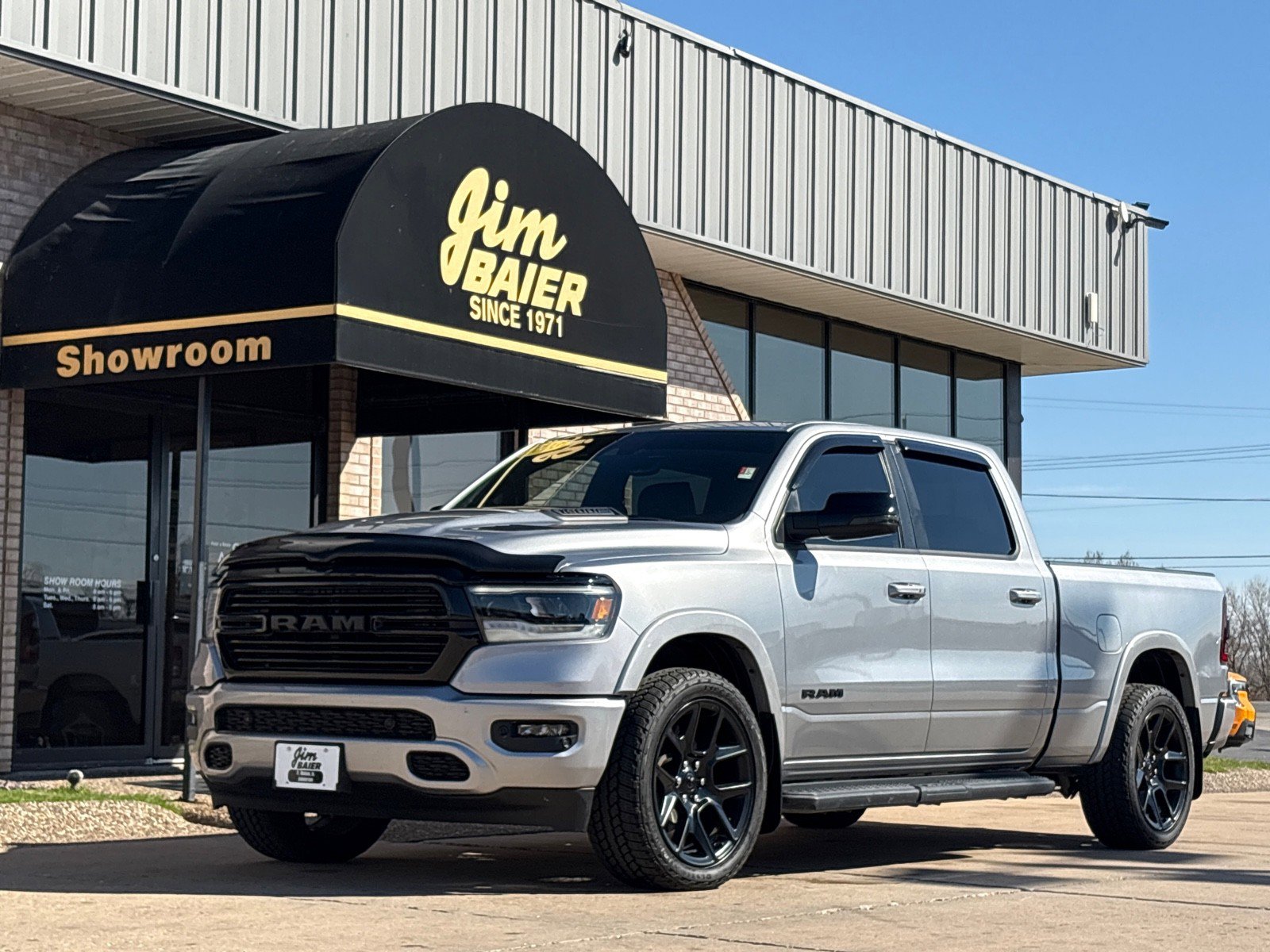 Used 2022 RAM 1500 Laramie image 1