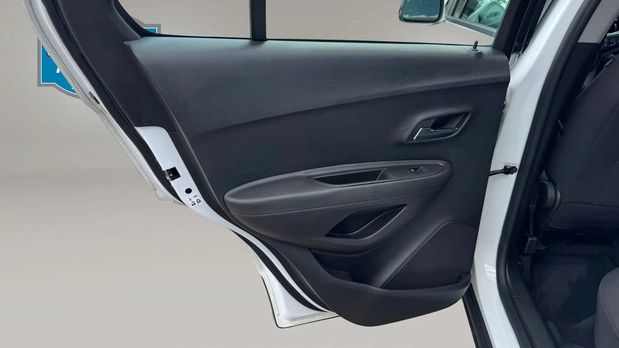 Used 2017 Chevrolet Trax LS FWD image 11