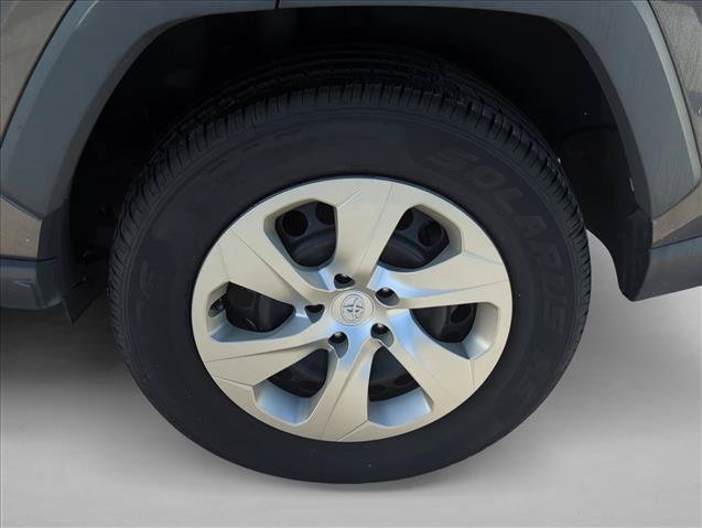Certified 2021 Toyota RAV4 LE FWD image 7