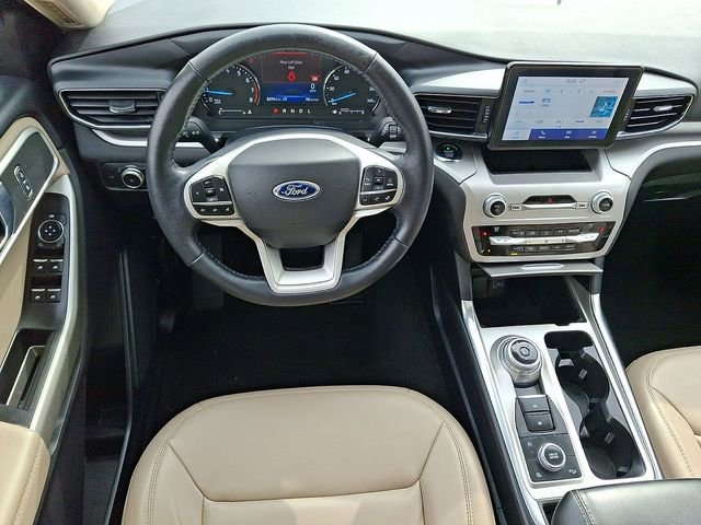 Certified 2021 Ford Explorer XLT w/ Equipment Group 202A image 21