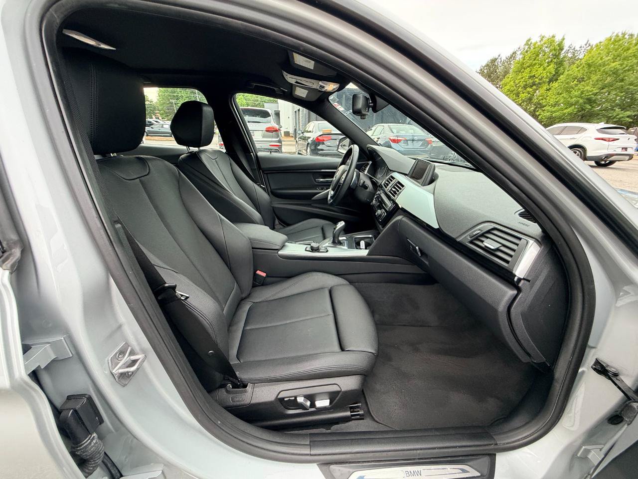 Used 2016 BMW 328i Sedan RWD image 15