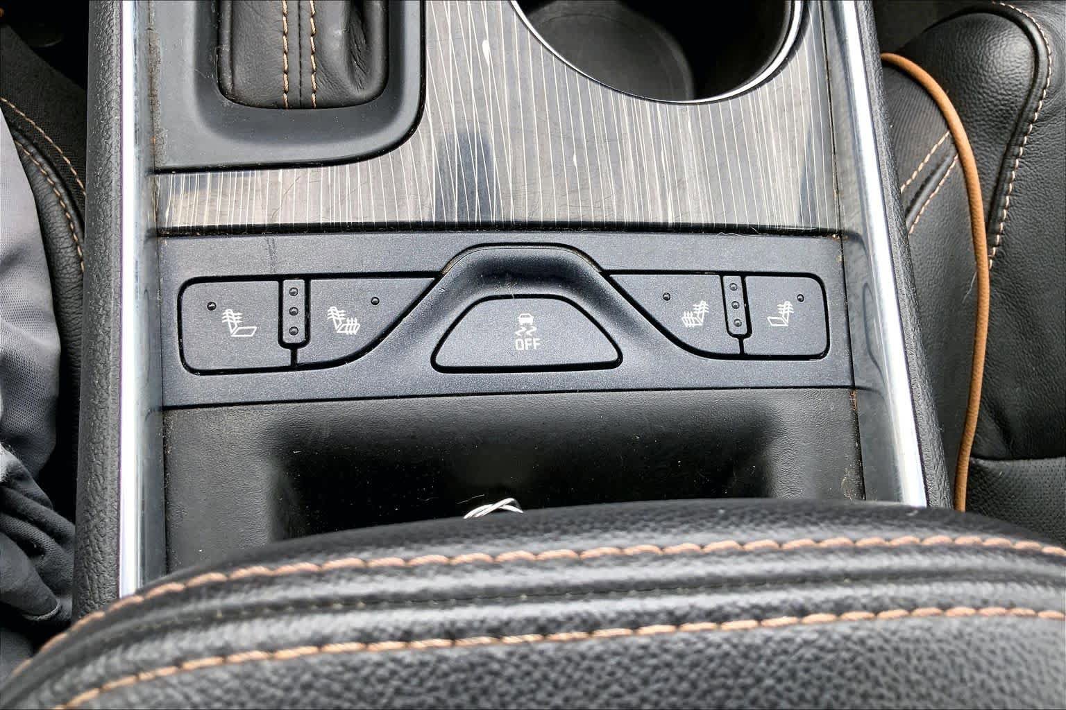 Used 2018 Chevrolet Impala Premier FWD image 34