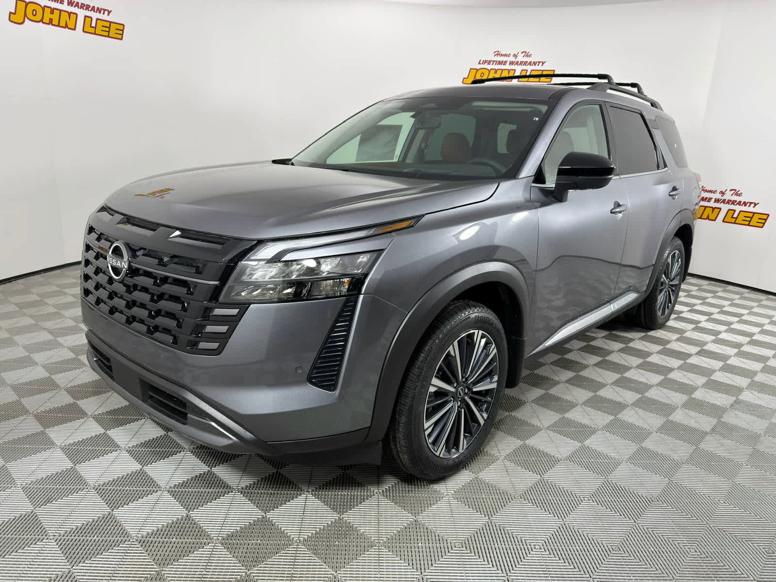 New 2026 Nissan Pathfinder Platinum w/ Cargo Package AWD/4WD image 1