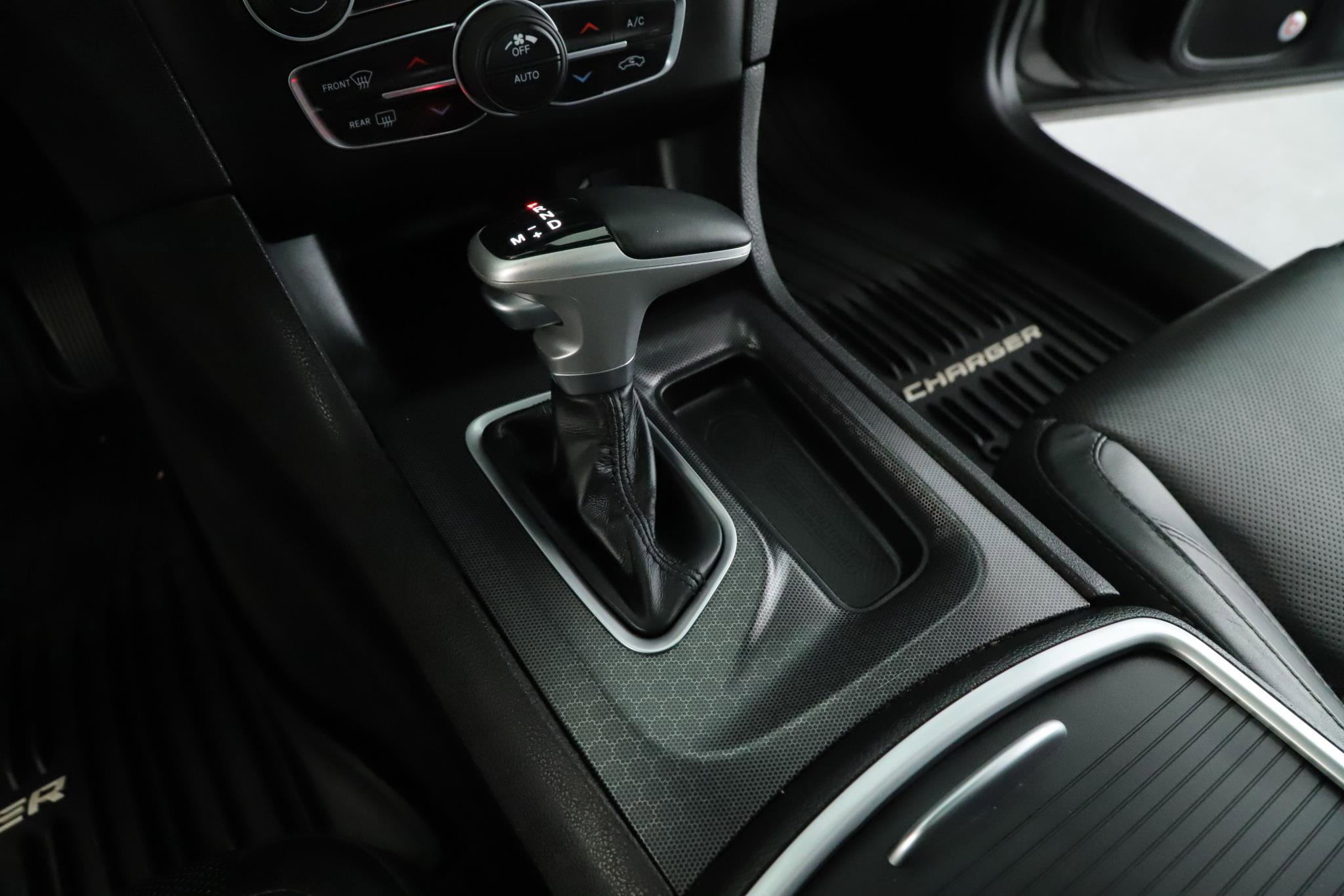 Used 2018 Dodge Charger GT image 16