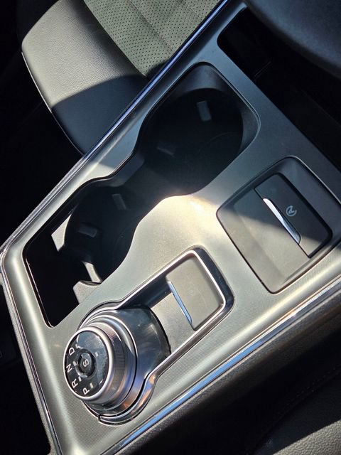 Used 2023 Ford Edge ST-Line image 24