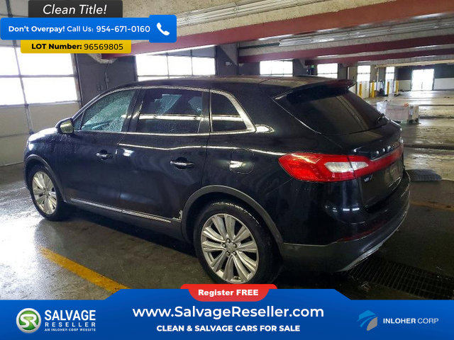 Used 2016 Lincoln MKX Reserve w/ Climate Package image 3