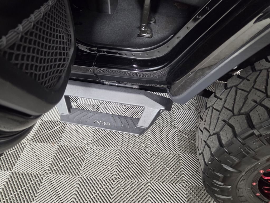 Used 2023 Jeep Wrangler Unlimited Rubicon AWD/4WD image 26