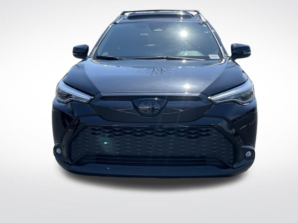 Used 2023 Toyota Corolla Cross XSE w/ Convenience Package image 9