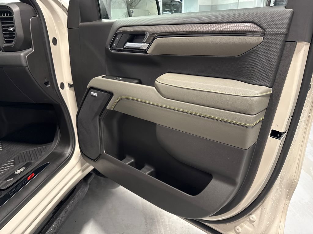 New 2026 Chevrolet Silverado 1500 ZR2 w/ ZR2 Bison Edition AWD/4WD image 39