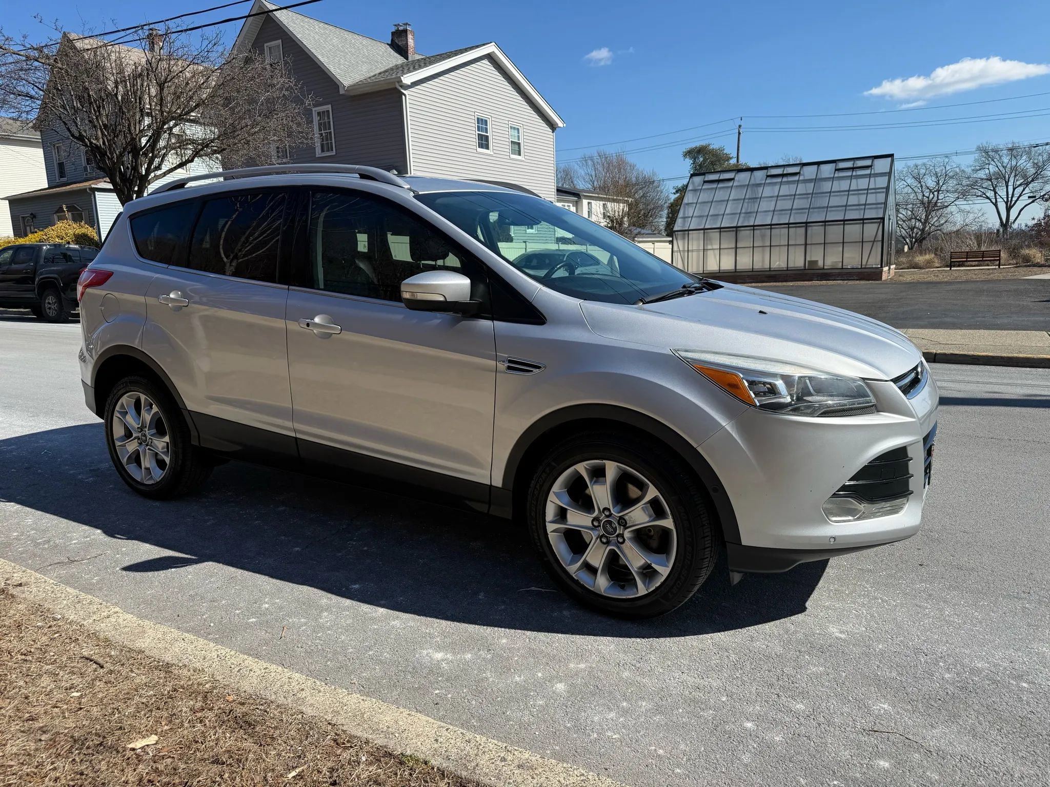 Used 2014 Ford Escape Titanium w/ Equipment Group 401A AWD/4WD image 8