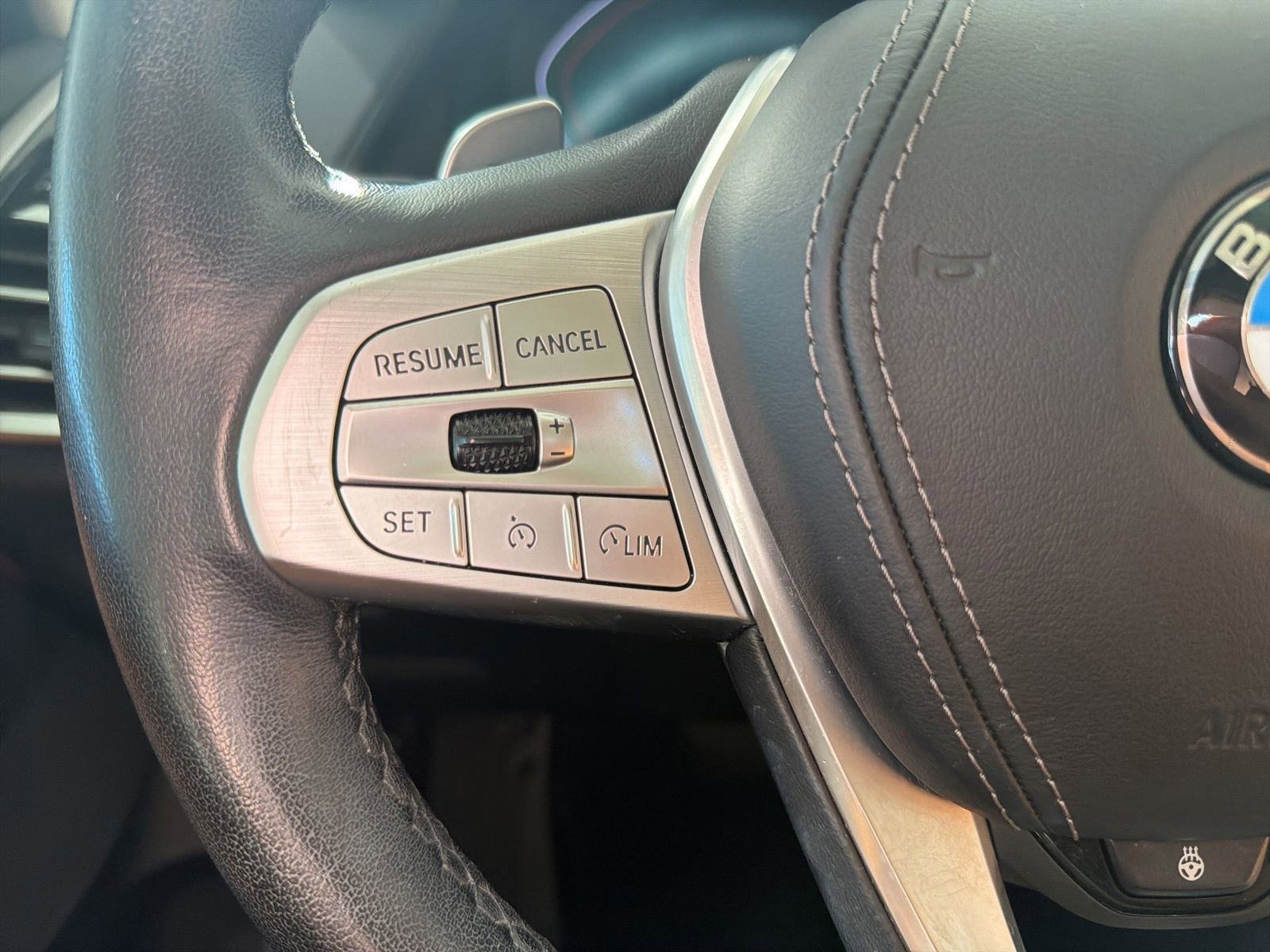 Certified 2022 BMW X7 xDrive40i w/ Premium Package image 29