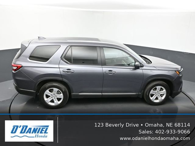 Used 2023 Honda Pilot LX image 19