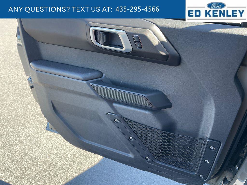 Used 2026 Ford Bronco Badlands AWD/4WD image 23