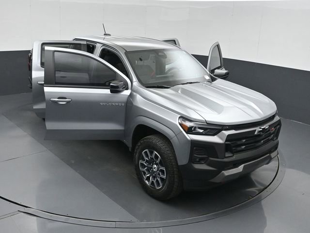 Used 2024 Chevrolet Colorado Z71 w/ Z71 Convenience Package 2 AWD/4WD image 49