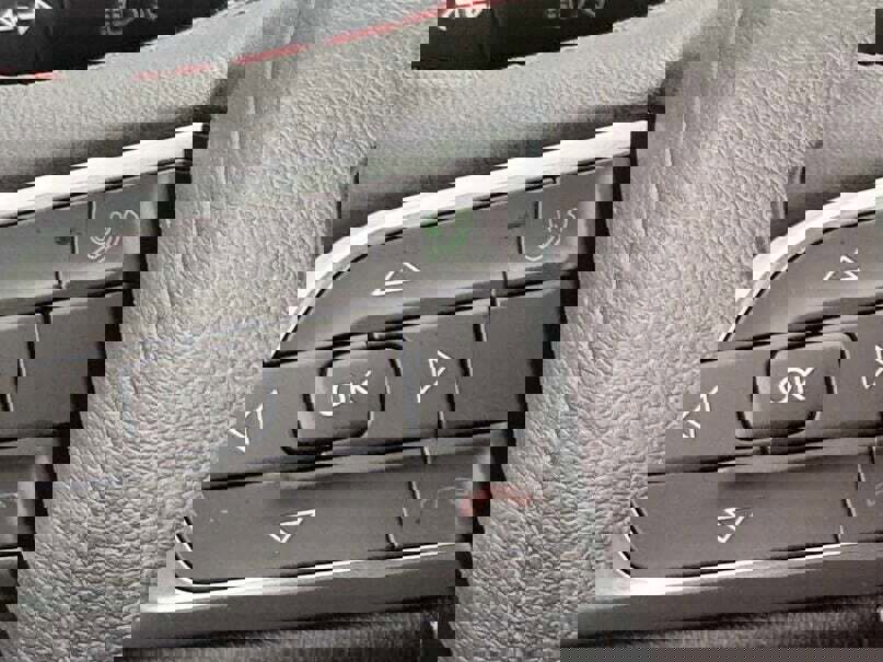 New 2026 Jeep Compass Trailhawk image 35