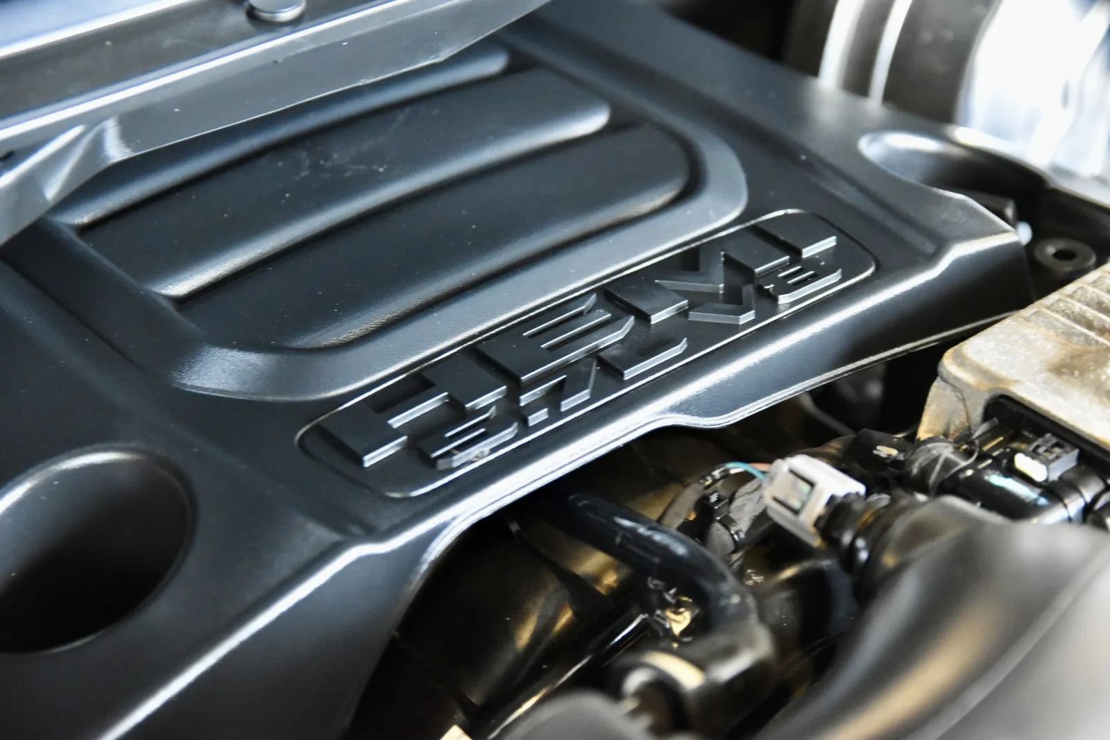 Used 2023 RAM 1500 Laramie AWD/4WD image 29