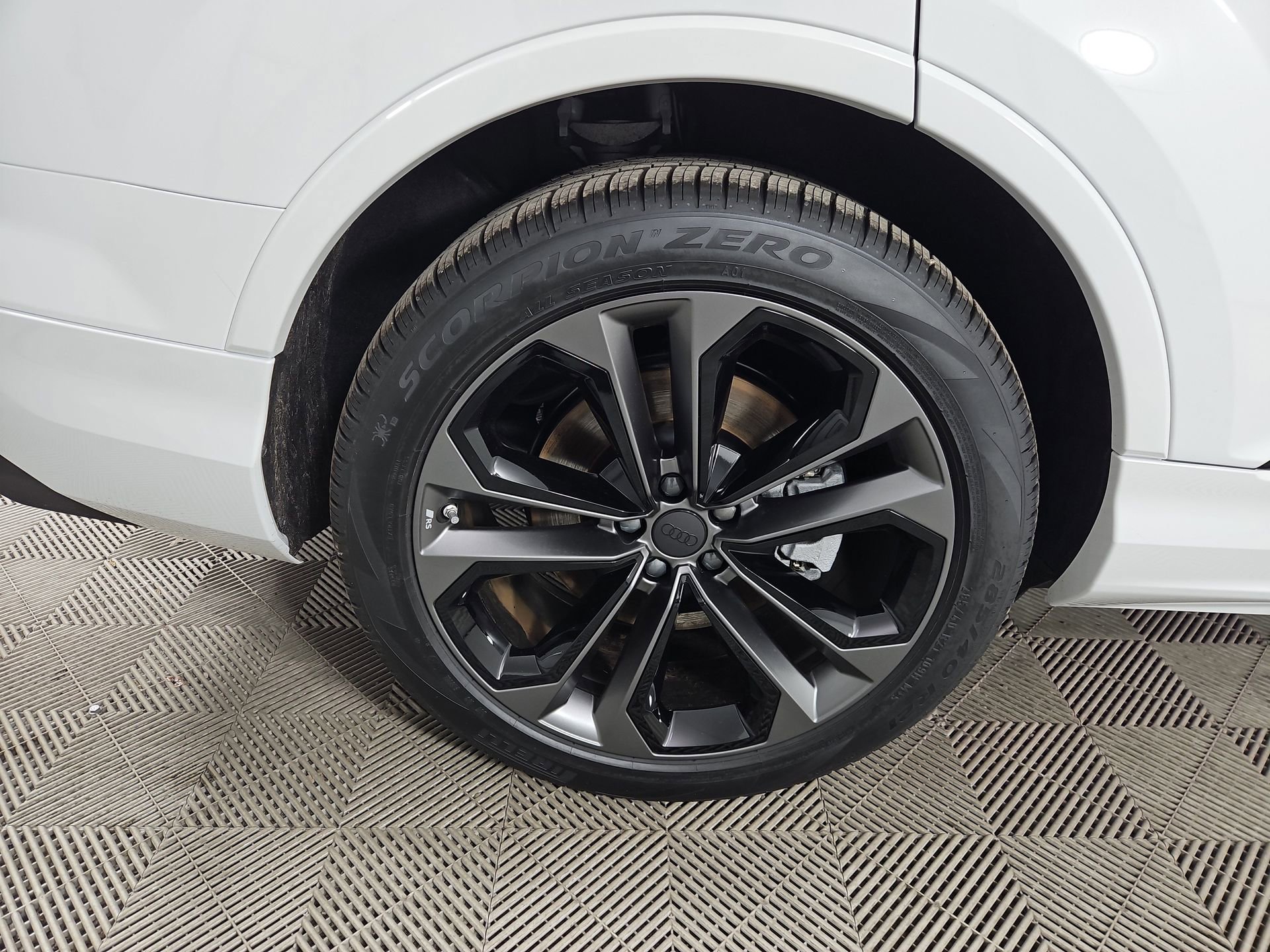 New 2026 Audi Q7 3.0T Premium Plus image 9