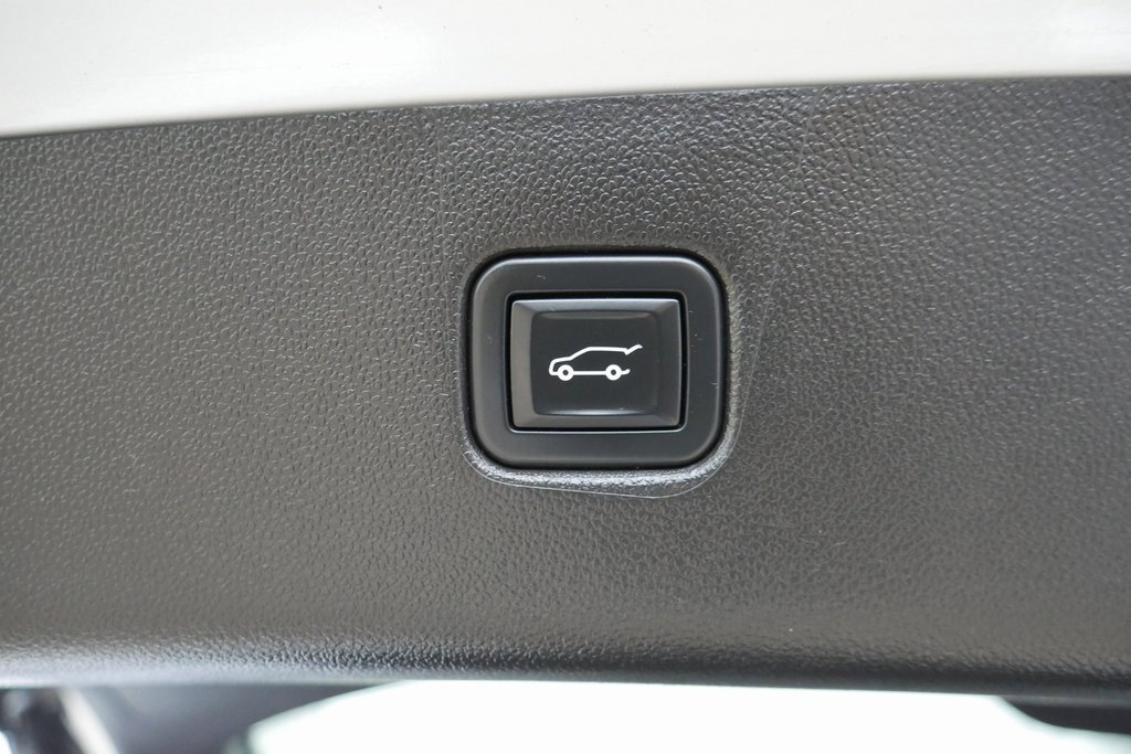 Used 2020 Chevrolet Blazer LT image 28