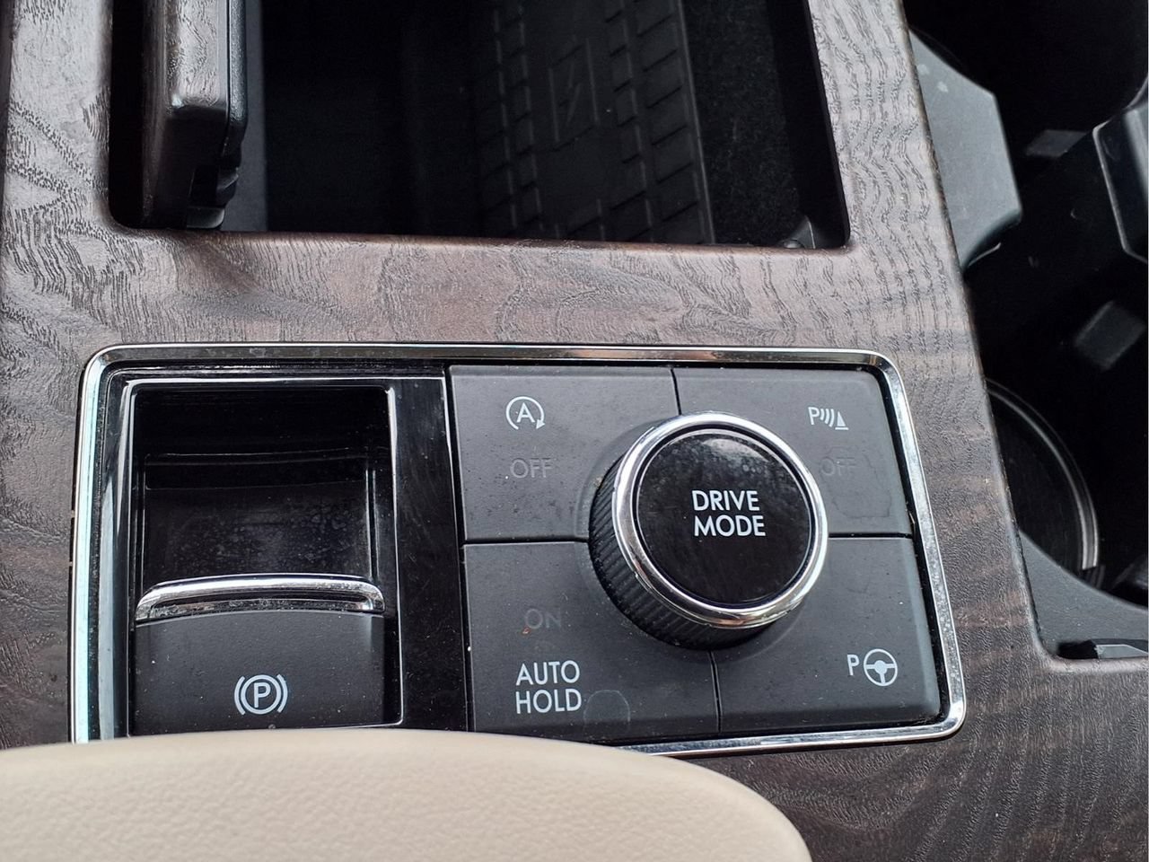 Used 2019 Lincoln Navigator Reserve AWD/4WD image 21