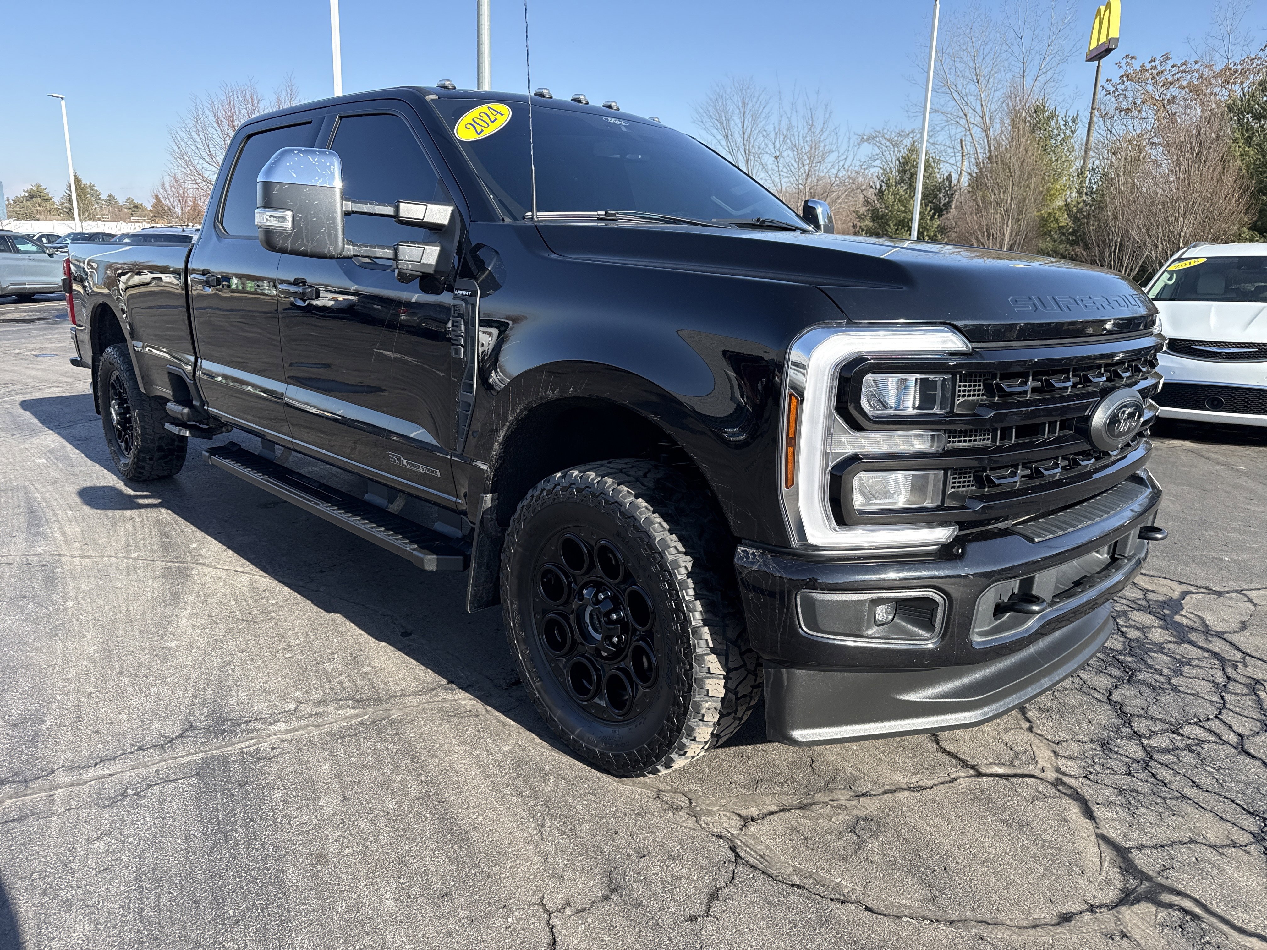 Used 2024 Ford F350 Lariat w/ Black Appearance Package image 12