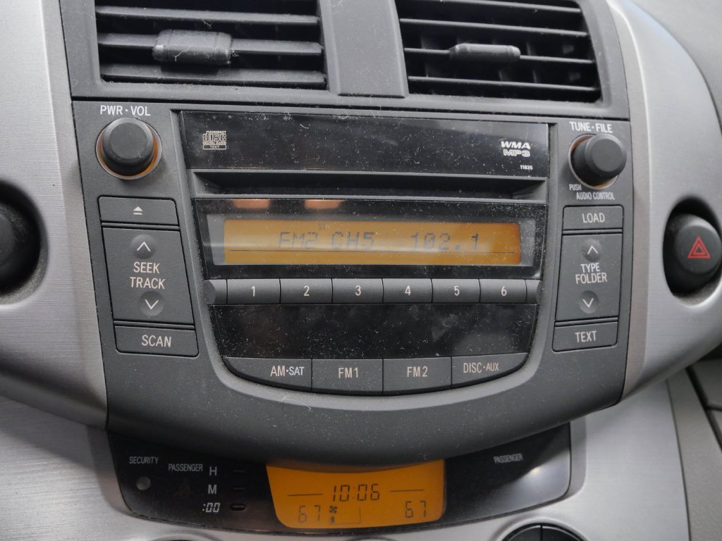 Used 2008 Toyota RAV4 Limited AWD/4WD image 21
