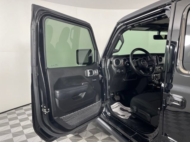 Used 2023 Jeep Wrangler Unlimited Sport AWD/4WD image 18