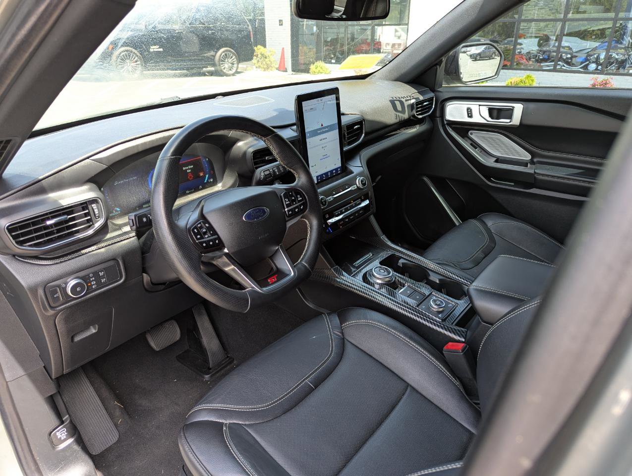Used 2020 Ford Explorer ST w/ ST Street Pack AWD/4WD image 3
