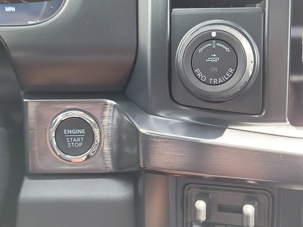 New 2026 Ford F250 Lariat w/ Lariat Ultimate Package image 28