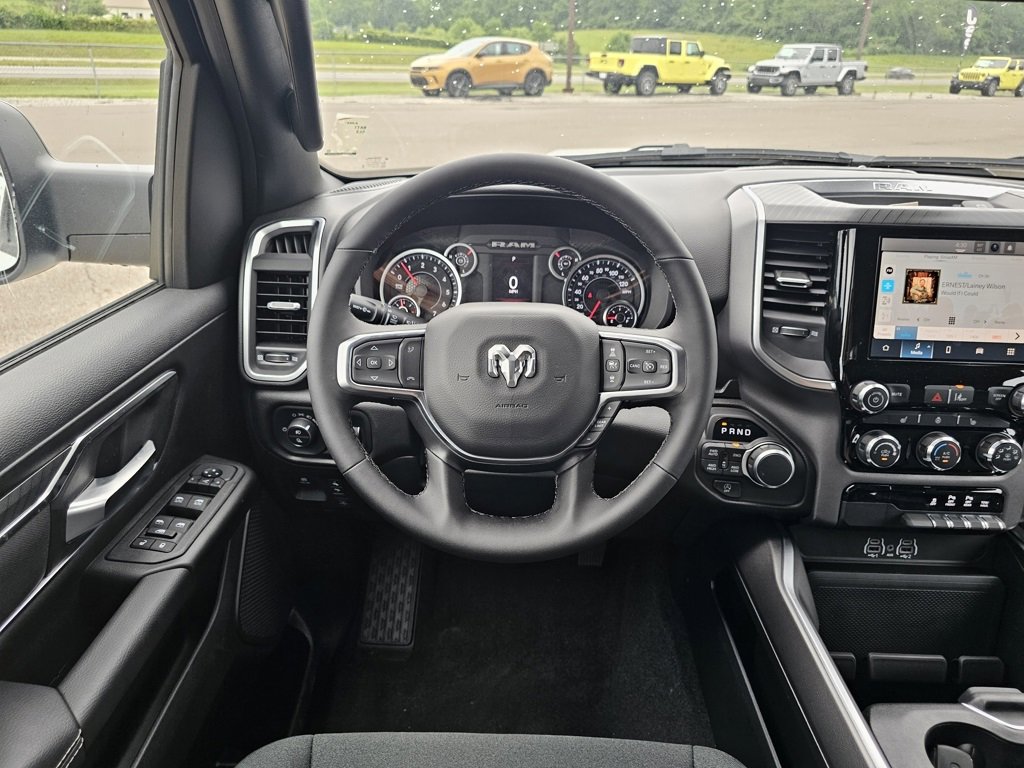New 2025 RAM 1500 Big Horn image 31