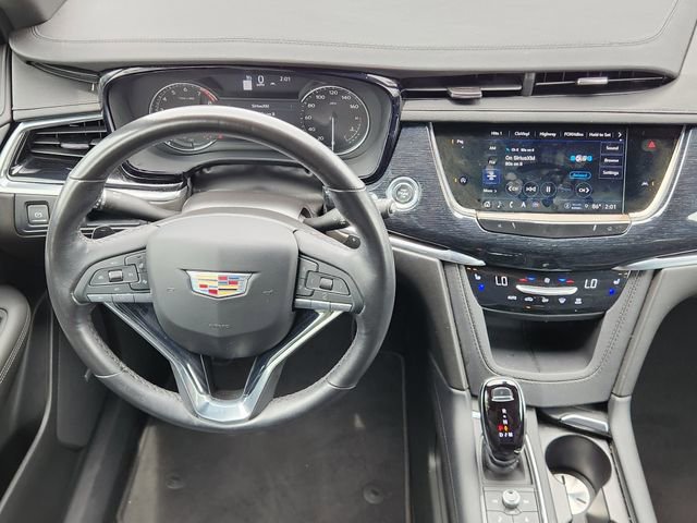 Used 2024 Cadillac XT6 Premium Luxury image 29