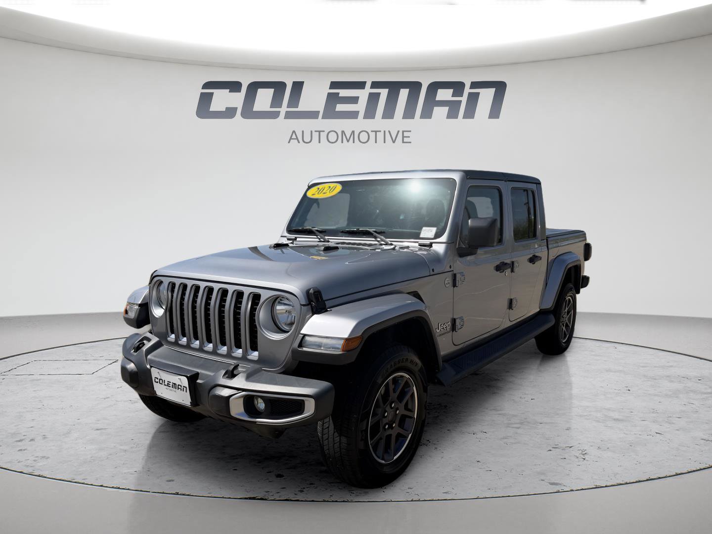 Used 2020 Jeep Gladiator Overland image 1
