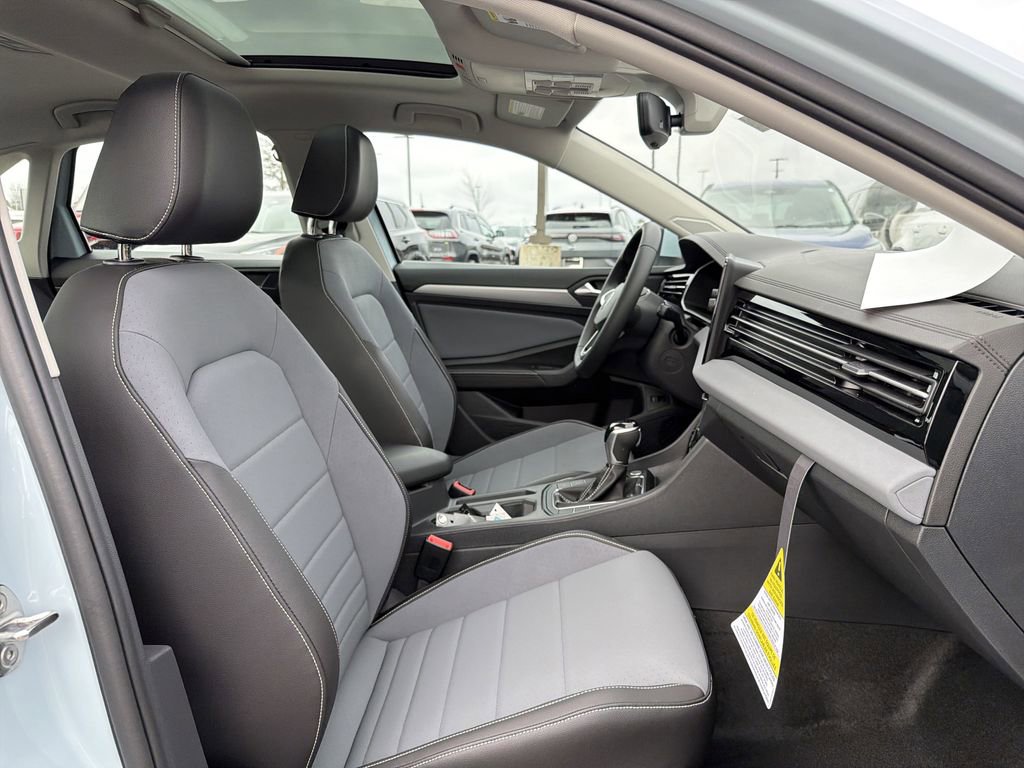 New 2026 Volkswagen Jetta SE image 19