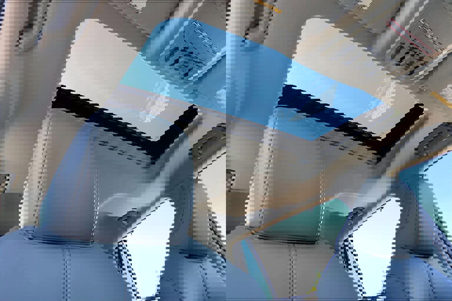 Used 2022 Toyota Highlander XLE image 14